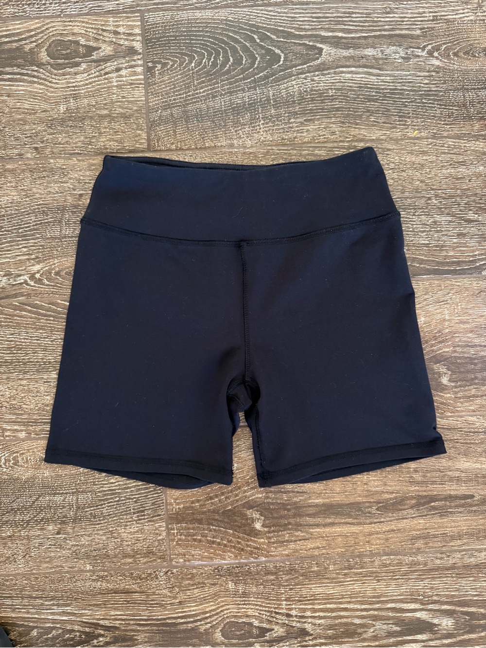 Kyodan Women’s High-Waist Black Bike Shorts with Zip Pocket - XS